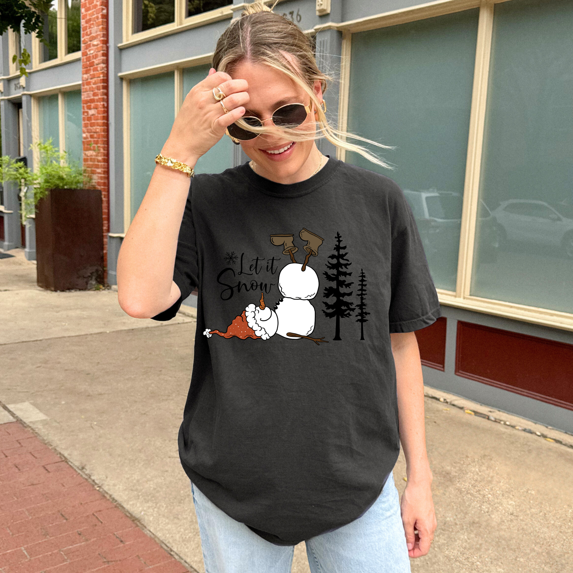 Let it snow Tee + Free Cup - Sayitwithatea