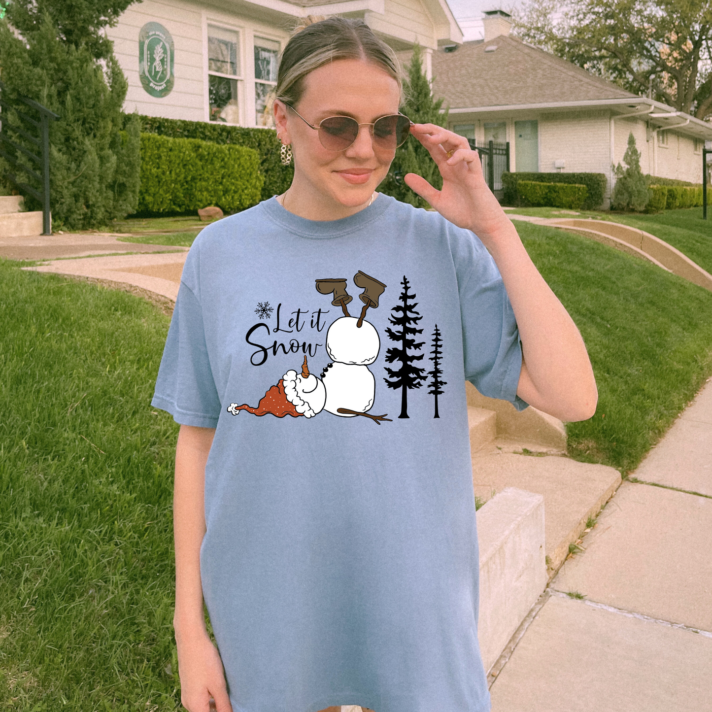 Let it snow Tee + Free Cup - Sayitwithatea