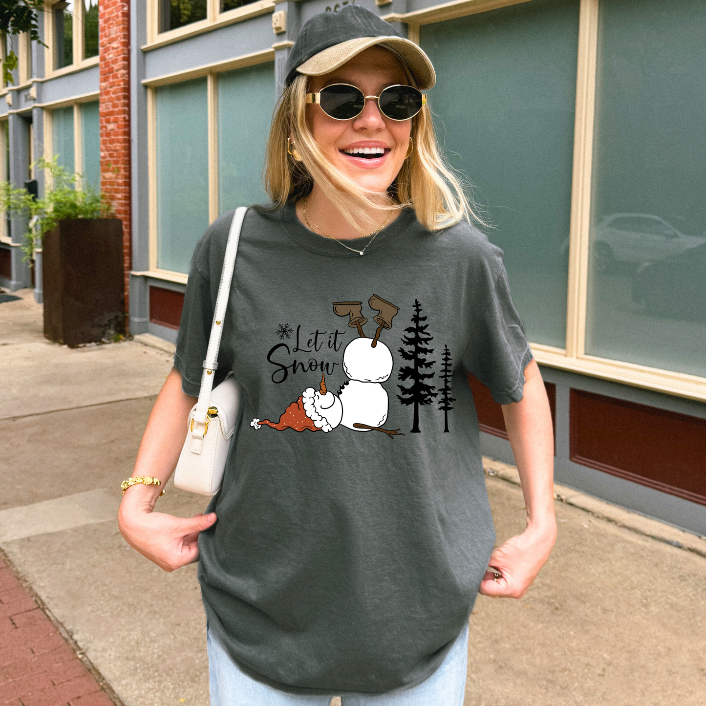 Let it snow Tee + Free Cup - Sayitwithatea